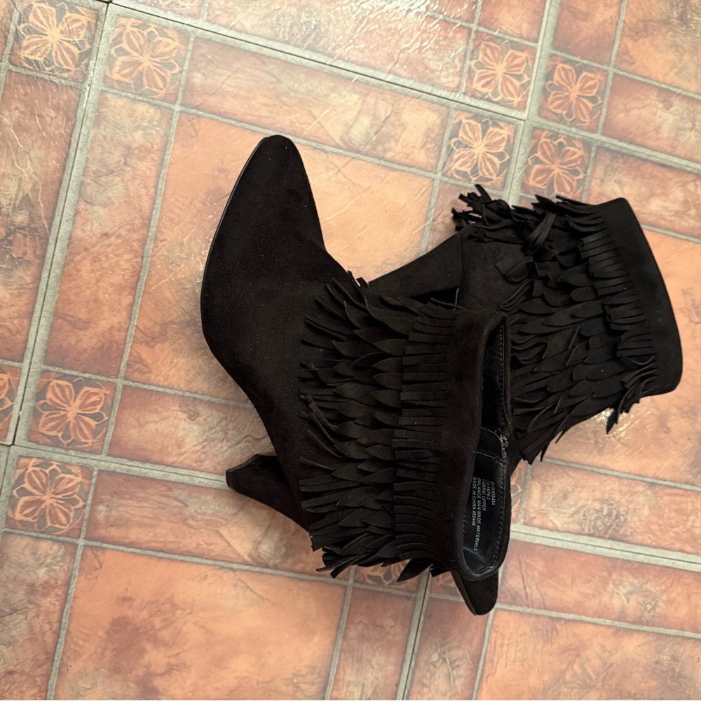 Comfortview Black Fringe Ankle Booties